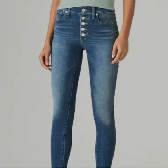 Lucky Brand Denim - Lucky High-Waisted Button up Jeans